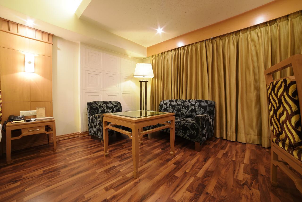 Hotel Babylon Inn Rāipur Eksteriør billede