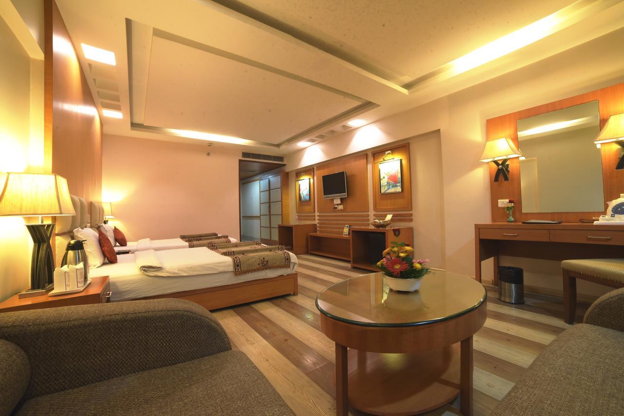 Hotel Babylon Inn Rāipur Eksteriør billede