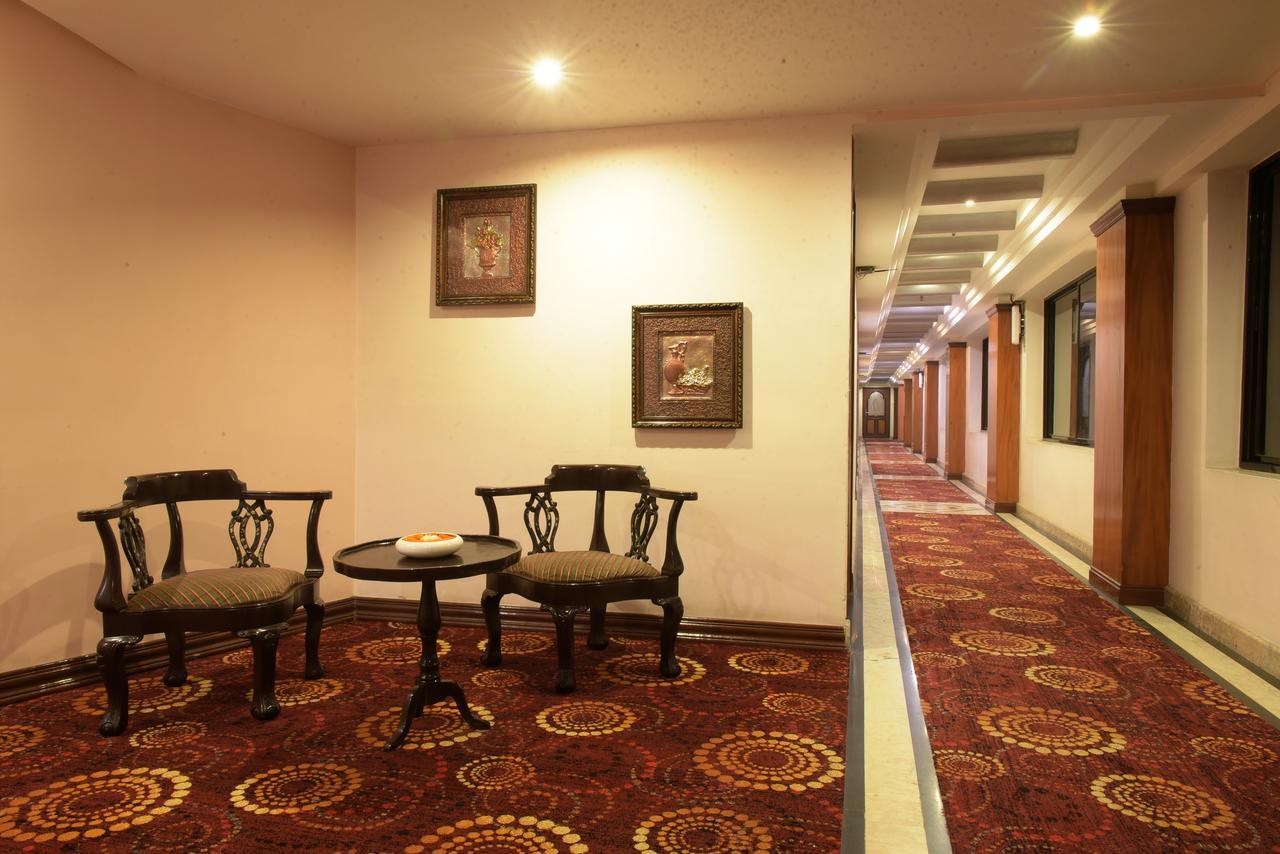 Hotel Babylon Inn Rāipur Eksteriør billede