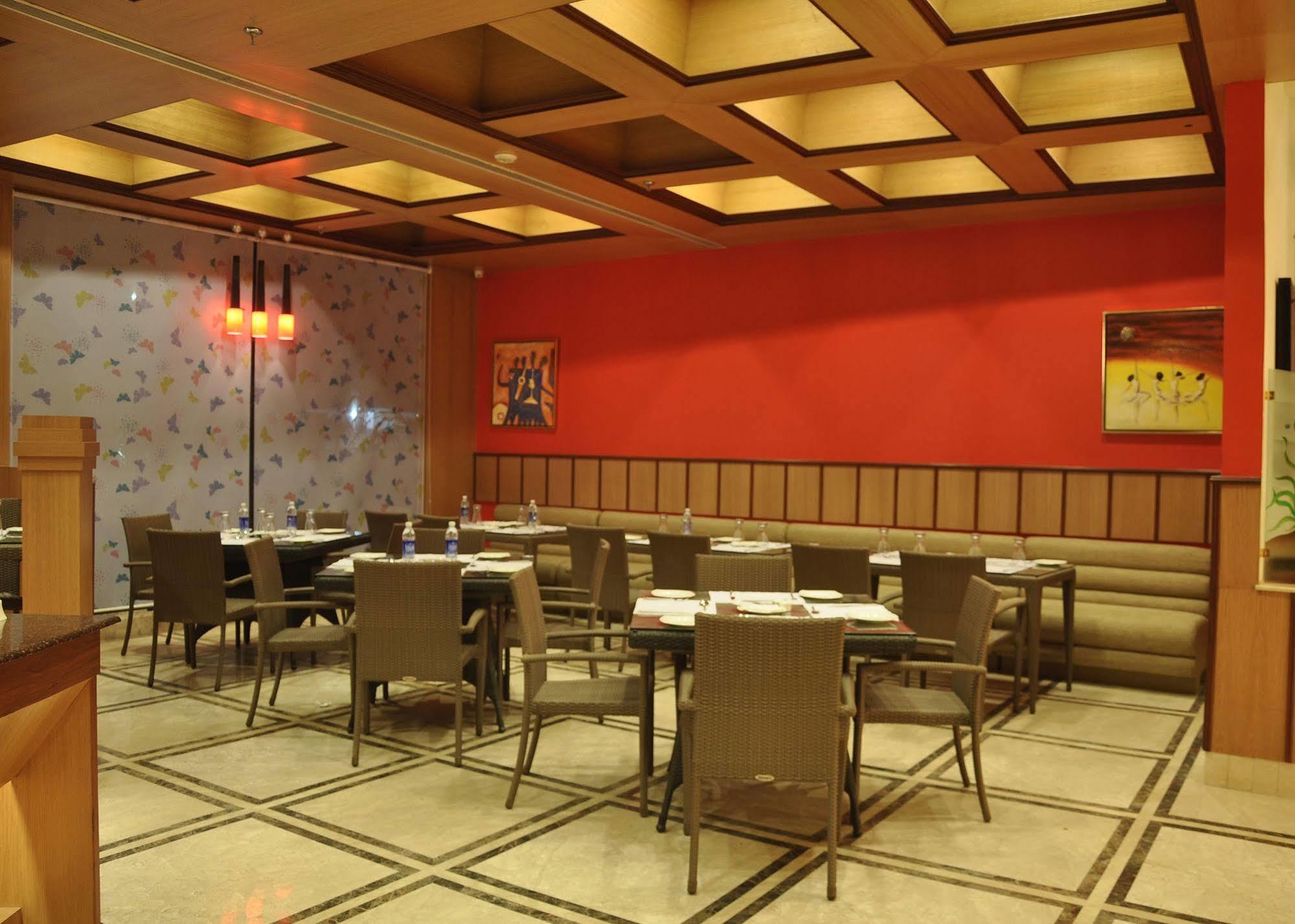 Hotel Babylon Inn Rāipur Eksteriør billede